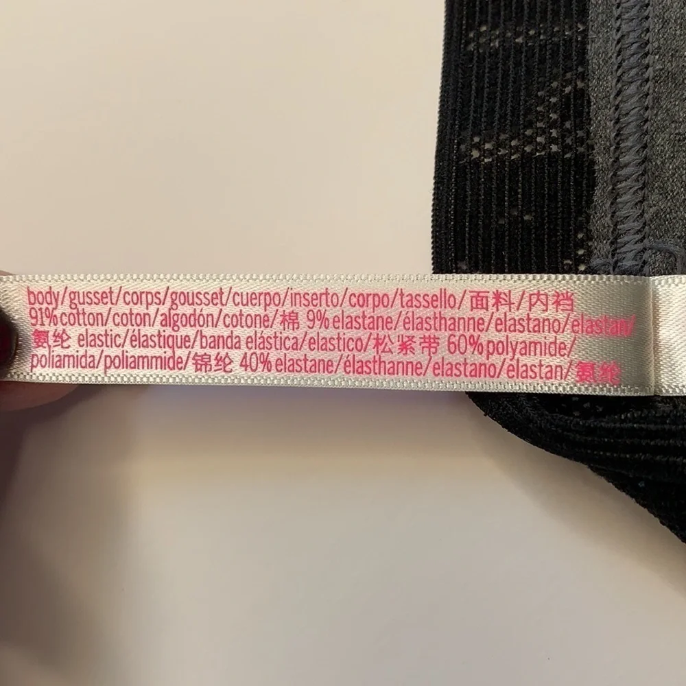 VS PINK Hipster Panty - Picture 6 of 6